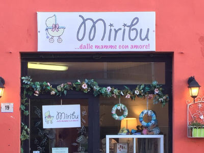 Esterno negozio Miribu