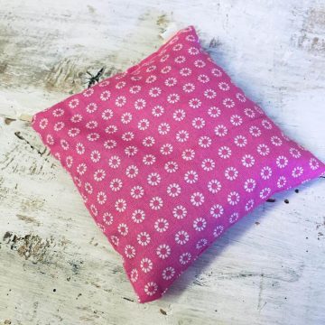 Cuscinetto noccioli Margherite rosa