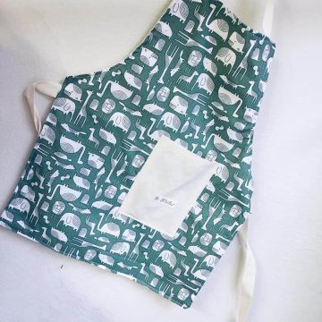 Grembiule animali cerchietti verde